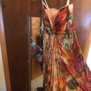 Elegant formal Dress